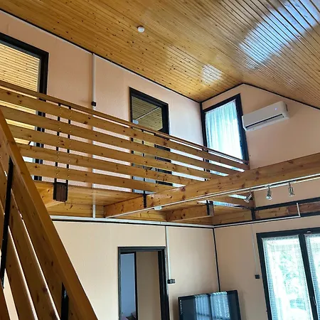 Apartament Dombi-lak *